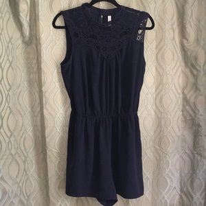 Brand: Xhilaration Size: Large Color: Dark blue